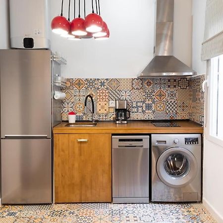 Encantador Apartamento Reformado En Tetuan By Bebalmy Madrid Eksteriør bilde