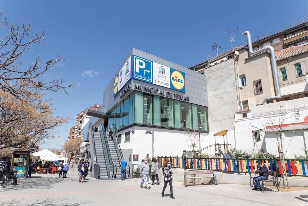 Encantador Apartamento Reformado En Tetuan By Bebalmy Madrid Eksteriør bilde