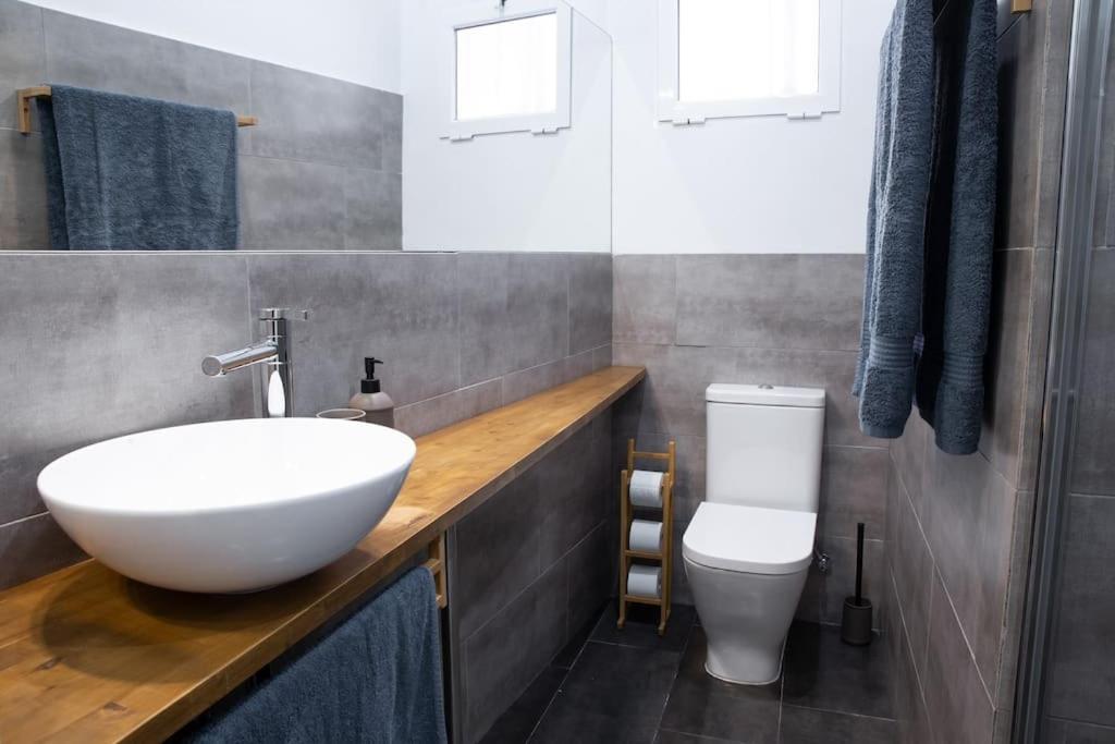 Encantador Apartamento Reformado En Tetuan By Bebalmy Madrid Eksteriør bilde