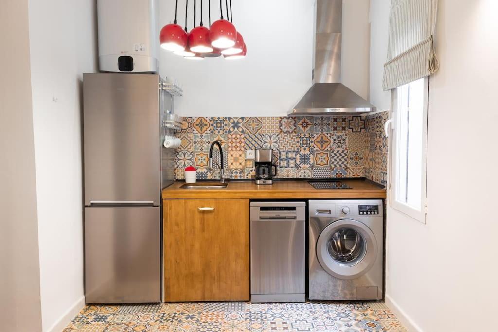 Encantador Apartamento Reformado En Tetuan By Bebalmy Madrid Eksteriør bilde