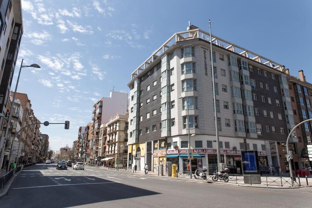 Encantador Apartamento Reformado En Tetuan By Bebalmy Madrid Eksteriør bilde