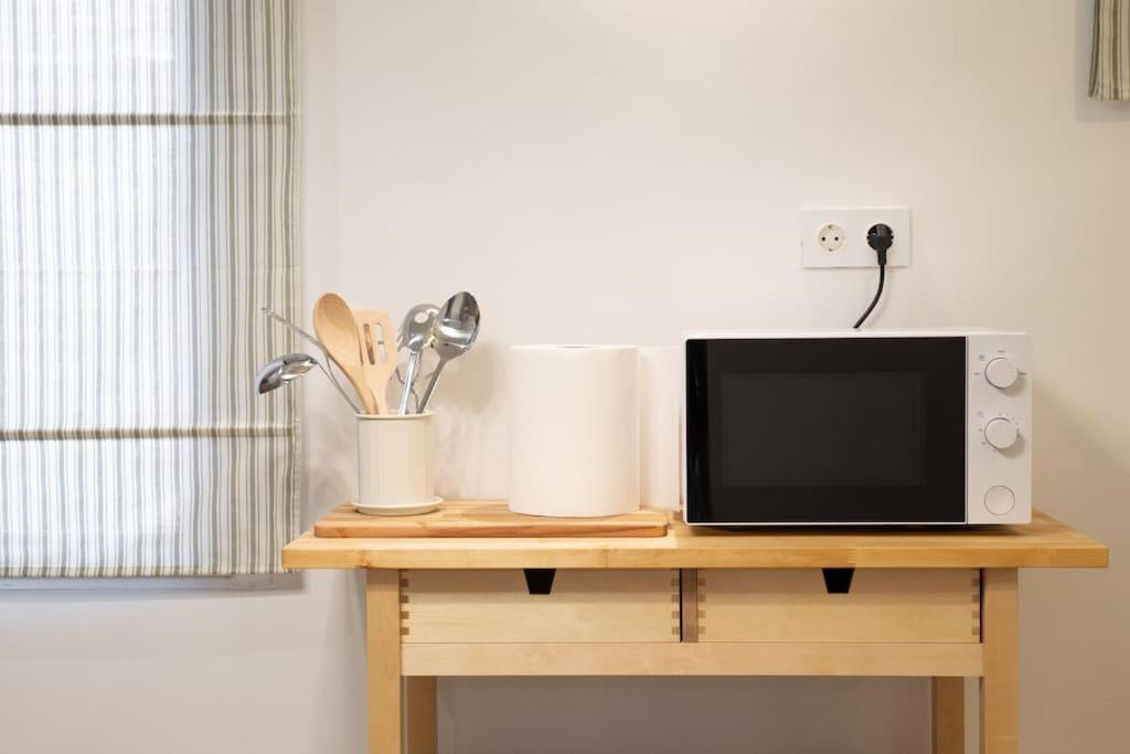 Encantador Apartamento Reformado En Tetuan By Bebalmy Madrid Eksteriør bilde